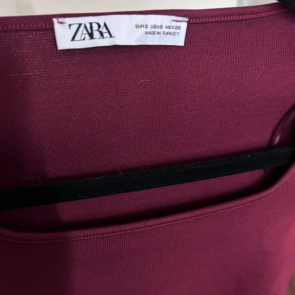 Zara Long Sleeve Strechy Cropped Top S